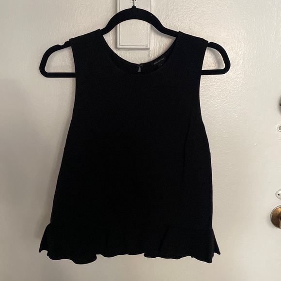 Anne Taylor Sleeveless Top - Picture 2 of 7